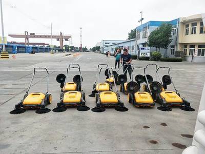 某物資儲備部門采購合美無動力掃地車，提升地面清潔效率